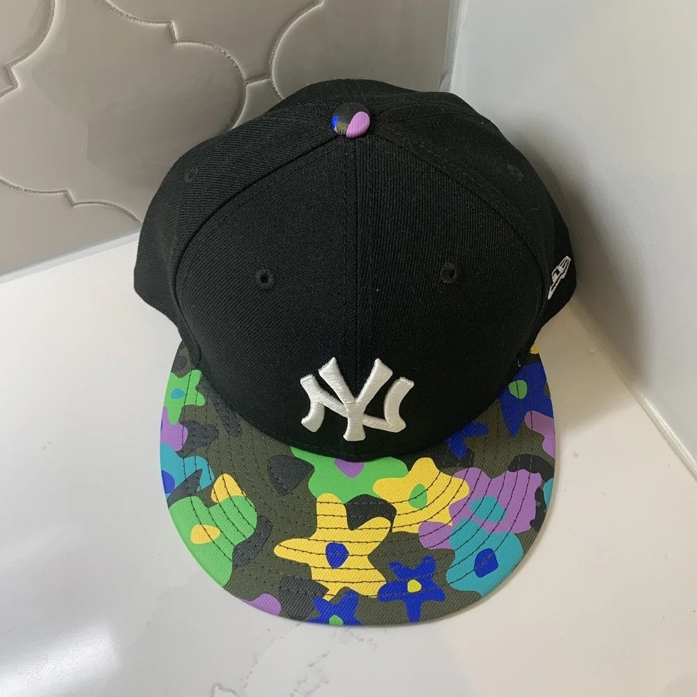 New Era New York Yankees 9FIFTY MLB Floral Green Camo Black Snapback Hat OSFM